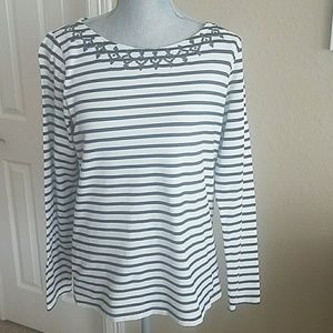 Vineyard Vines long sleeved shirt